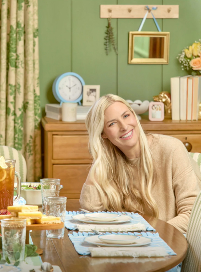 holly williams dollar general